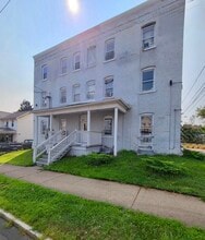 423 Scott St in Wilkes-Barre, PA - Building Photo - Building Photo