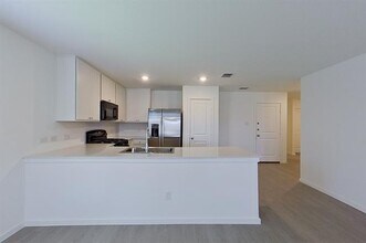 1604 Parlier St in McKinney, TX - Foto de edificio - Building Photo