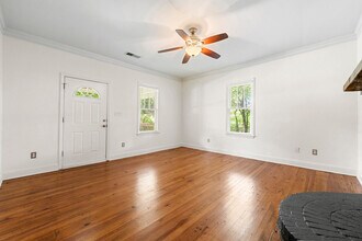 80 W Park St in Buford, GA - Building Photo - Building Photo