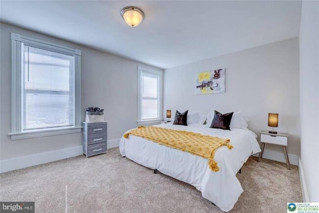 property at 822 Monroe St