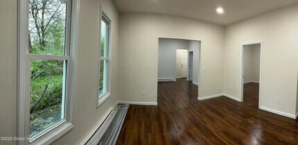 10 Orange St in Amsterdam, NY - Building Photo - Building Photo