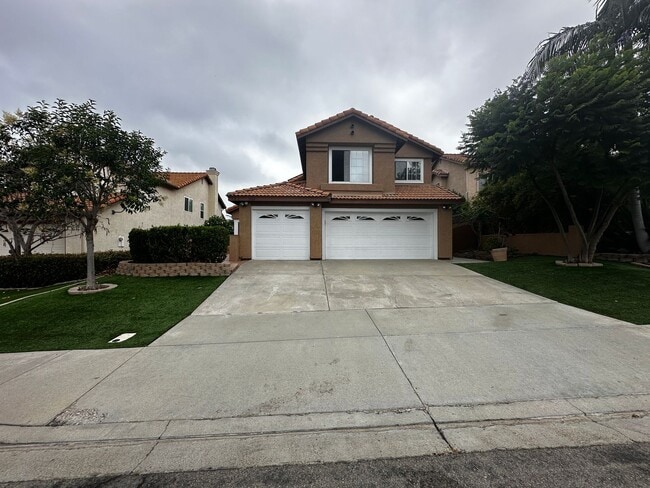 1362 Avenida Arana