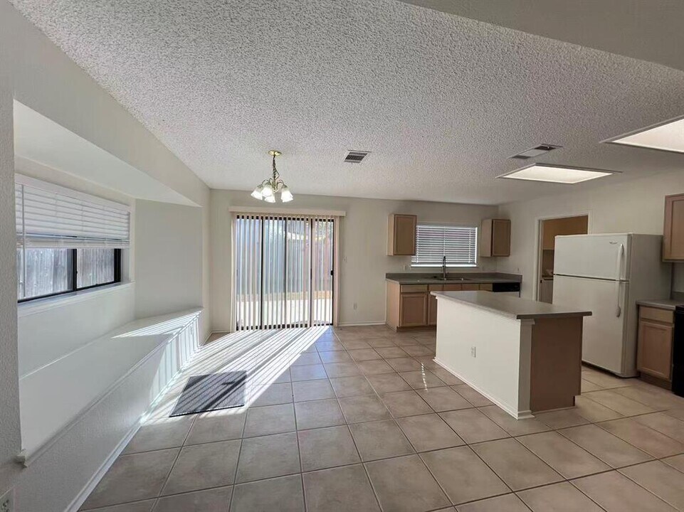 905 Justeford Dr in Pflugerville, TX - Building Photo