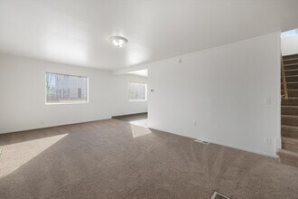 1517-1519 Thayer Dr in Richland, WA - Building Photo - Building Photo