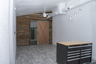 3001 W 4th St in Reno, NV - Building Photo - Interior Photo