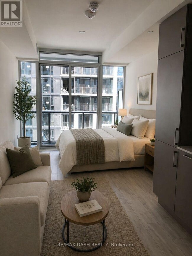 property at 576 Front St W