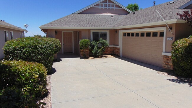 property at 1352 Kwana Ct