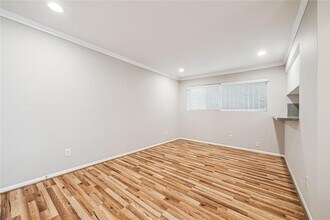 3414 Garrott St in Houston, TX - Building Photo - Building Photo