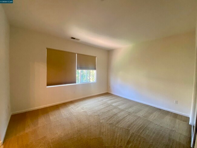 26 Tradition Way in Brentwood, CA - Building Photo - Building Photo