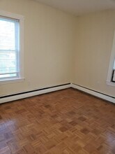 18 White St Pl in Somerville, MA - Building Photo - Building Photo