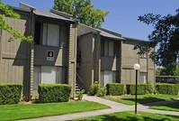 Building Photo - Clover Ridge Apartamentos in Sacramento, California