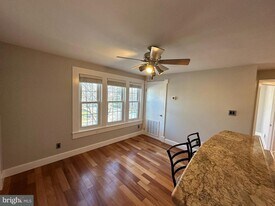 1800 Dewitt Ave in Alexandria, VA - Building Photo