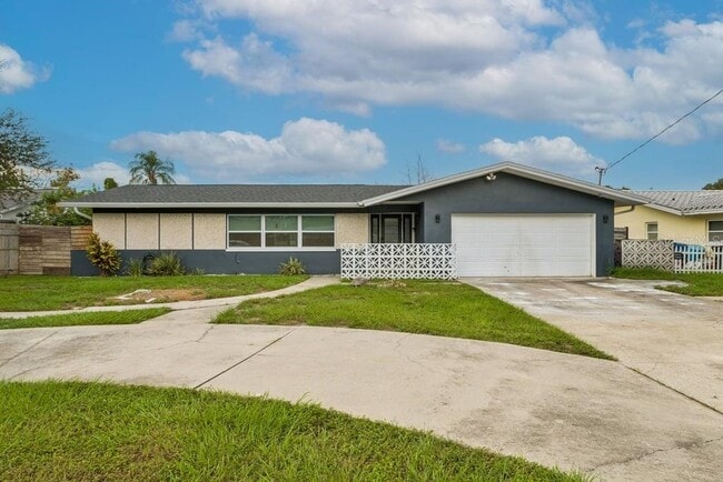 property at 1658 Indian Rocks Rd
