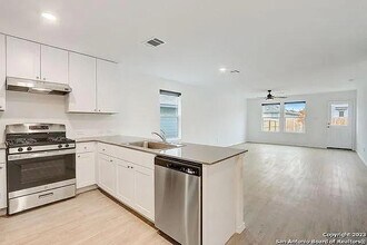 10707 Margarita Loop in Converse, TX - Building Photo - Building Photo