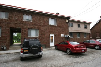 Harrison Park Townhomes in Hammond, IN - Foto de edificio - Building Photo