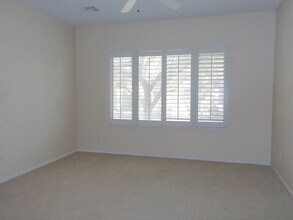 5959 Saddle Horse Ave in Las Vegas, NV - Building Photo - Building Photo