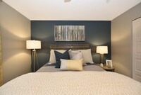 Building Photo - The Monarch Apartamentos in Louisville, Kentucky
