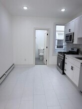 77 Williams Ave in Jersey City, NJ - Building Photo - Building Photo