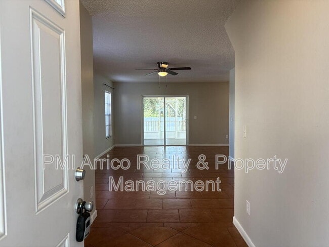 4009 Forecast Dr in Brandon, FL - Building Photo - Building Photo