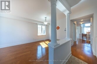 60 Caria Ct in Vaughan, ON - Building Photo - Building Photo