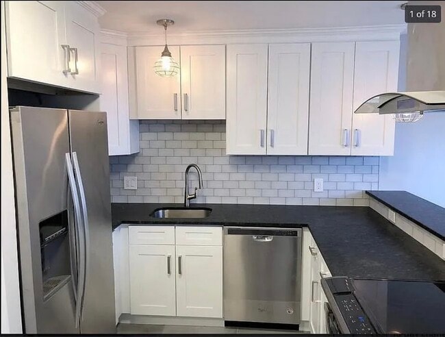 281 Broad St in Bridgeport, CT - Building Photo - Building Photo