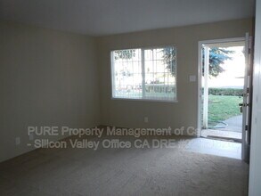 219 Arroyo Grande Way in Los Gatos, CA - Building Photo - Building Photo