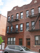 4747 46th St in Woodside, NY - Building Photo - Building Photo