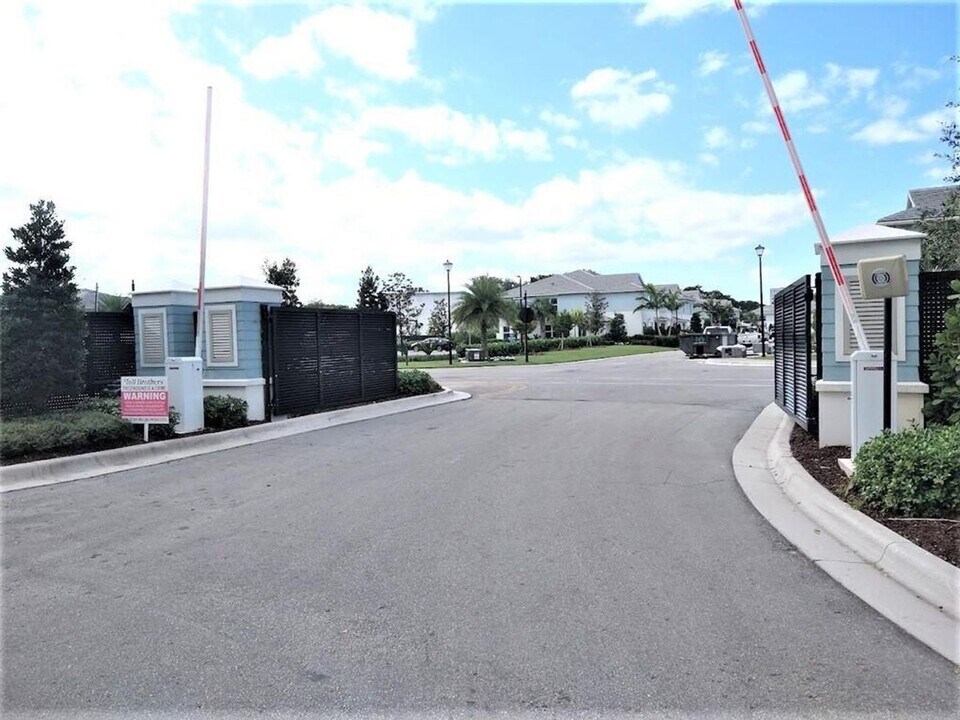 1851 Sandpiper Pointe Pl in Deerfield Beach, FL - Building Photo