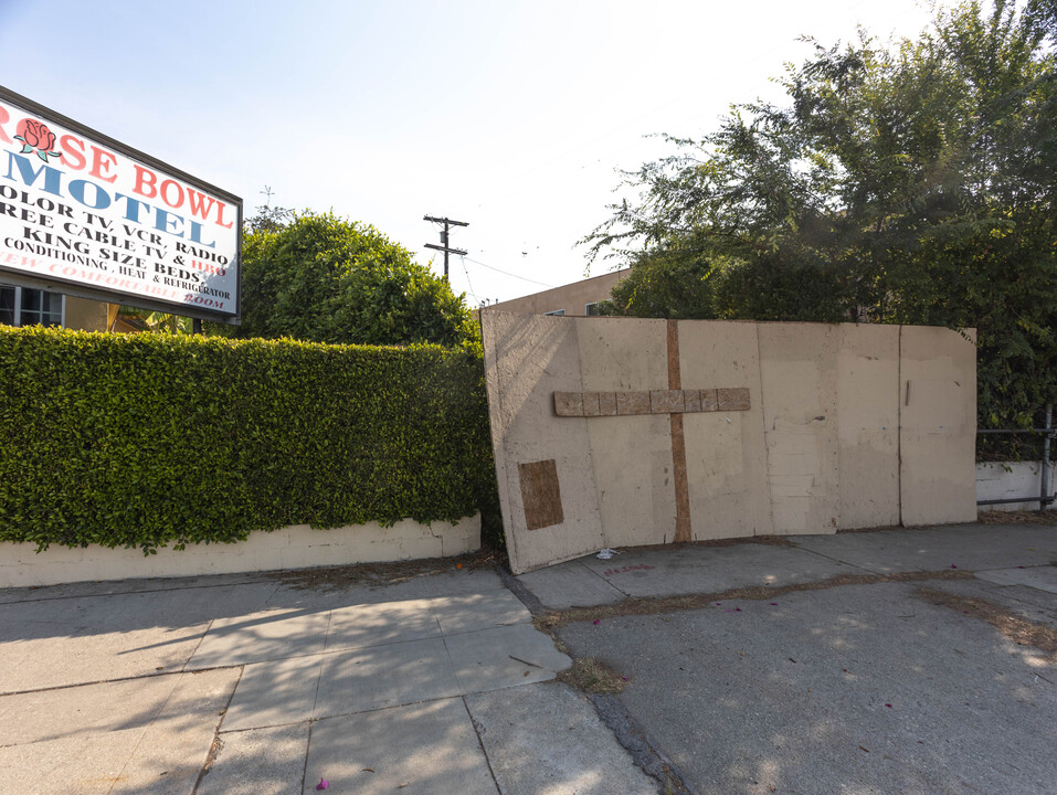 1525 Colorado Blvd in Los Angeles, CA - Foto de edificio