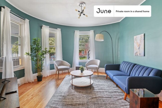 Room in Shared 6 bed/1.5 bath home, Unit E in Boston, MA - Foto de edificio - Building Photo