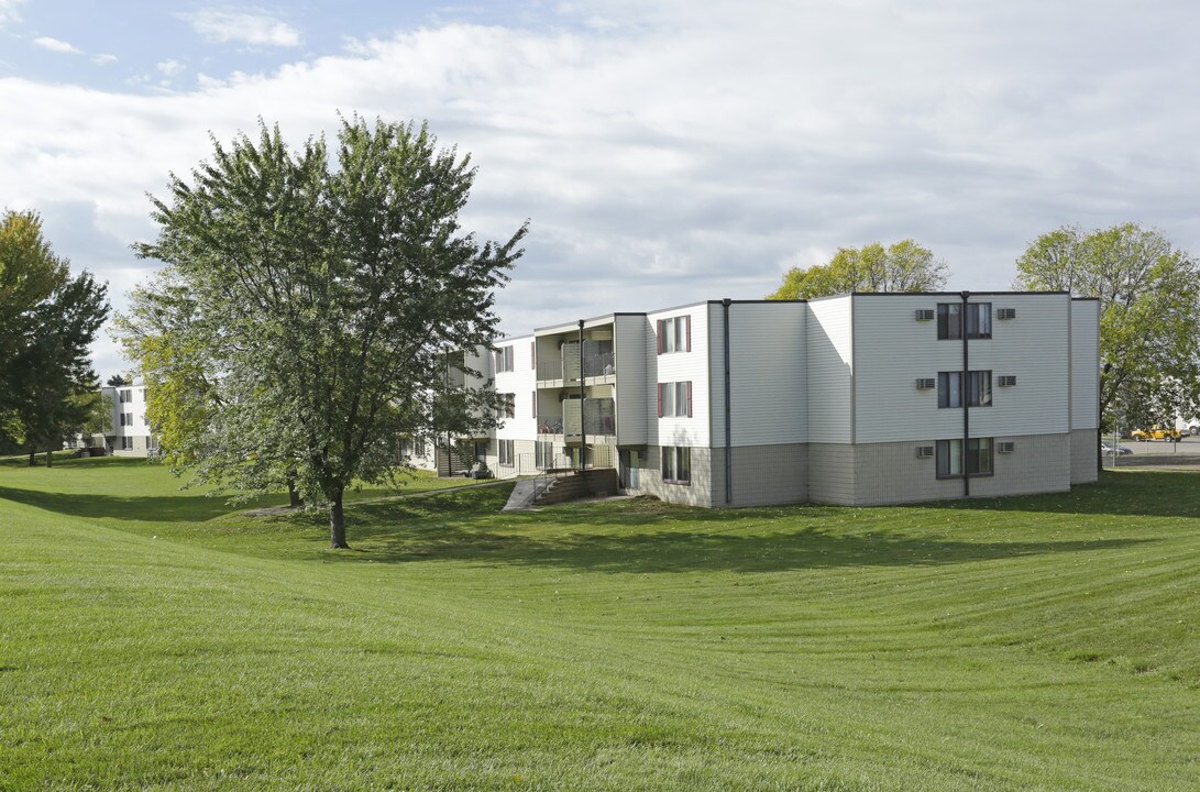 Westwinds in Eau Claire, WI - Foto de edificio