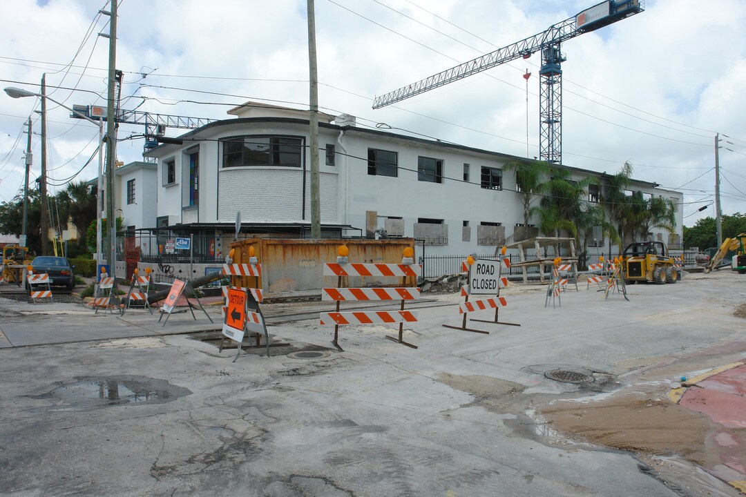 2160 Park Ave in Miami Beach, FL - Building Photo