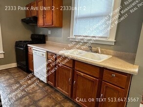 2333 Park Ave in Cincinnati, OH - Building Photo - Building Photo