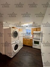 298 W 5th Ave in North Pole, AK - Building Photo - Building Photo