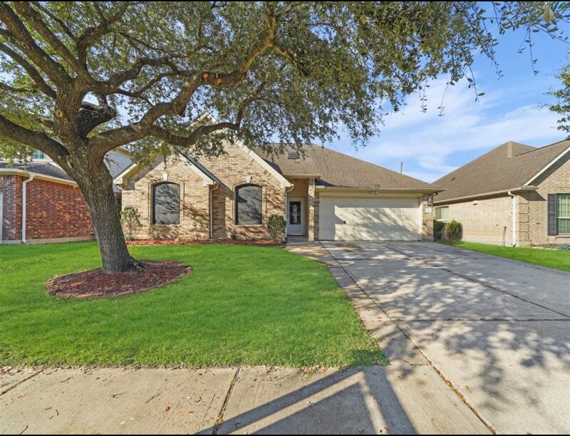 15927 Breanna Ln in Houston, TX - Building Photo