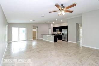 370 Mott St SW in Palm Bay, FL - Building Photo - Building Photo