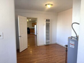 206 Cornell Dr SE in Albuquerque, NM - Building Photo - Building Photo