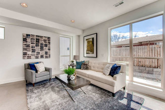 2809-2815 N Jackson St in Denver, CO - Building Photo - Interior Photo