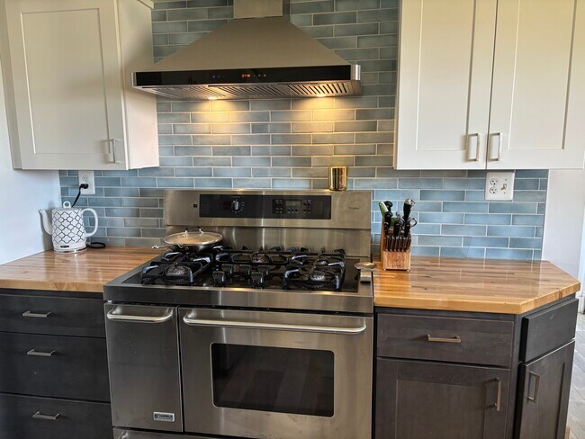 440 Riverview Dr in Edgewater, MD - Building Photo - Building Photo