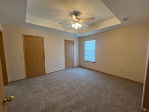 137 Bailey Cir in Rogersville, MO - Building Photo - Building Photo