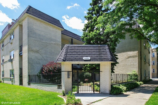 property at 4056 N California Ave