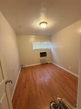 46-20-46190 190th St in Queens, NY - Building Photo - Building Photo