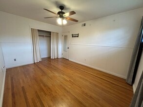 4781 73rd St in La Mesa, CA - Foto de edificio - Building Photo