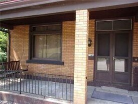 2515 Mt Troy Rd in Pittsburgh, PA - Building Photo