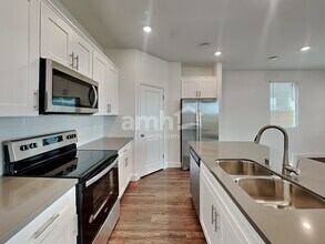 9162 Liberty Cap Ct in Las Vegas, NV - Building Photo - Building Photo