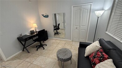 12980 Positano Cir in Naples, FL - Foto de edificio - Building Photo