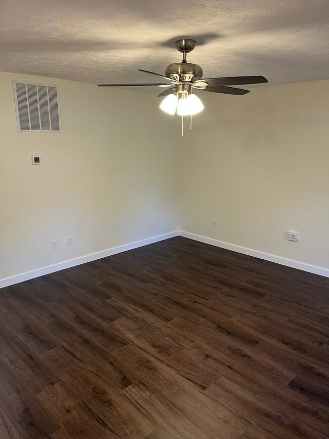 property at 7673 Brams Hill Dr