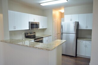 104 SW Peacock Blvd in Port St. Lucie, FL - Building Photo - Building Photo