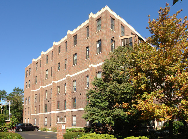 900 Delaware Ave in Buffalo, NY - Foto de edificio - Building Photo