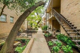 4312 Bellaire Dr S in Fort Worth, TX - Building Photo - Building Photo